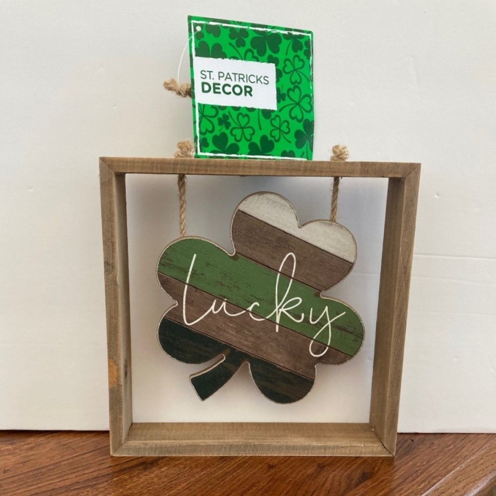 St. Patricks Day Wooden Frame With Shamrock Country Primitive Decor Wall Hanging